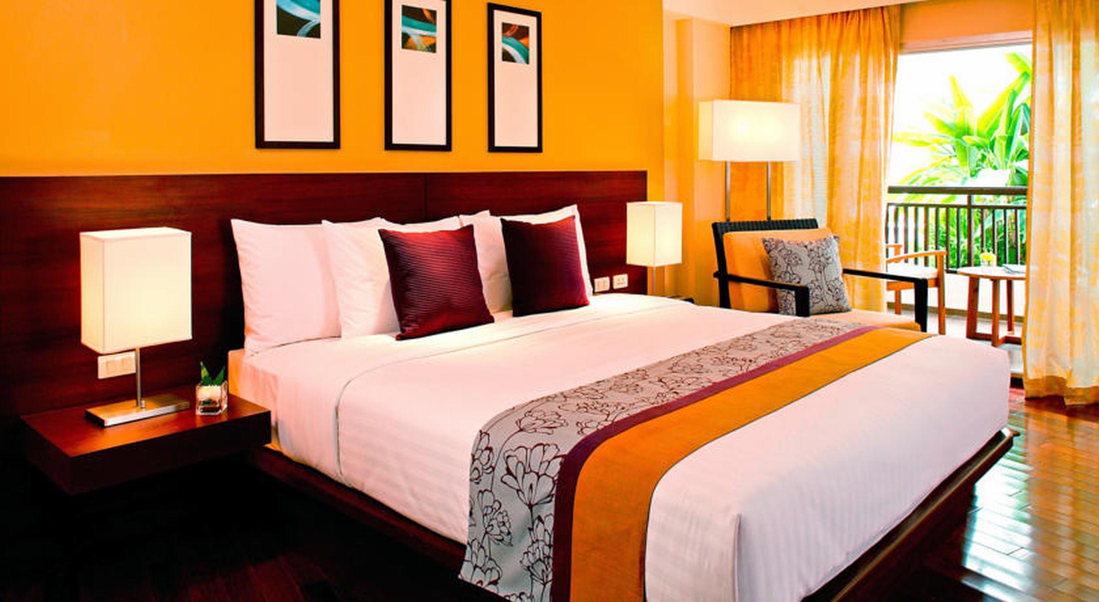 Radisson Red Phuket Patong Beach Екстер'єр фото